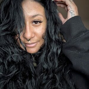 Meet your Posher, Torian